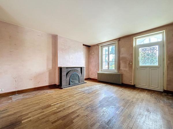 5 minutes d'Amboise, achat maison ancienne Nazelles-Négron 171 m² 4 chambres.