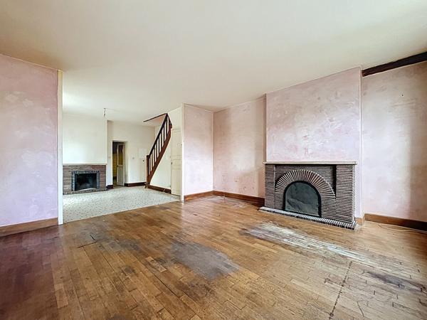 5 minutes d'Amboise, achat maison ancienne Nazelles-Négron 171 m² 4 chambres.