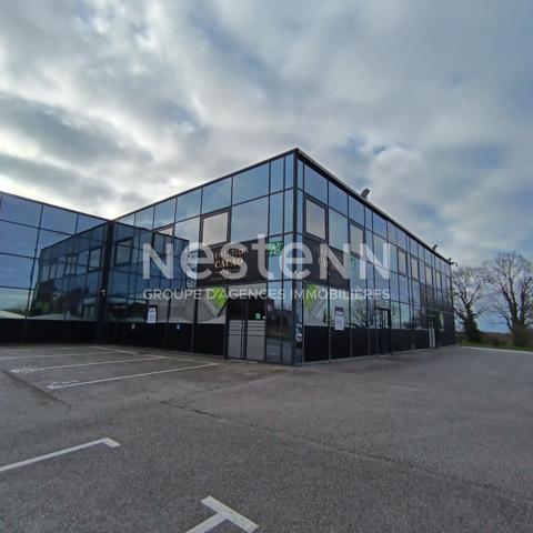 A louer bureaux de 184m² sur Theix proximité RN 165