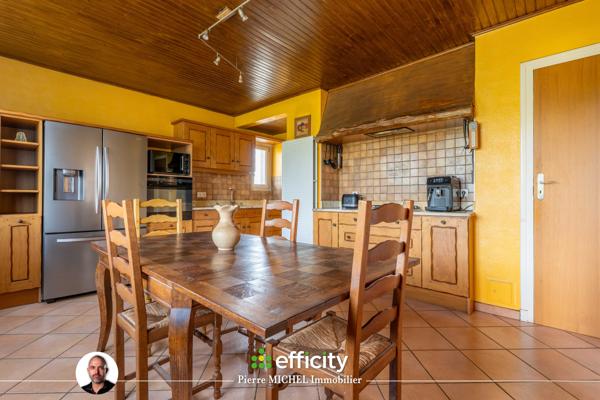 Maison
         5 pièces
        - 132 m² Exclusivité 320 000 € *
