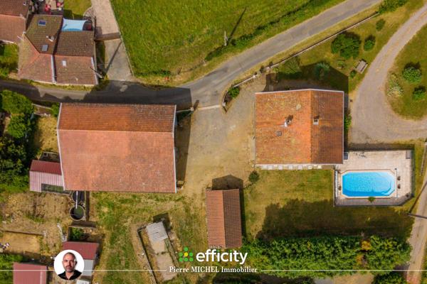 Maison
         5 pièces
        - 132 m² Exclusivité 320 000 € *