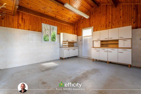 Maison
         5 pièces
        - 132 m² Exclusivité 320 000 € *