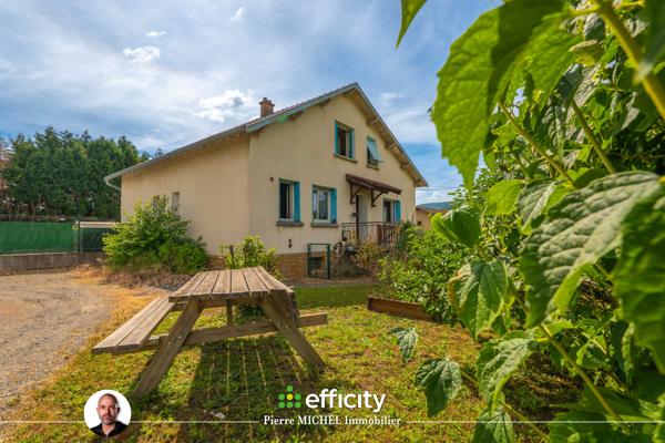 Maison
         5 pièces
        - 132 m² Exclusivité 320 000 € *