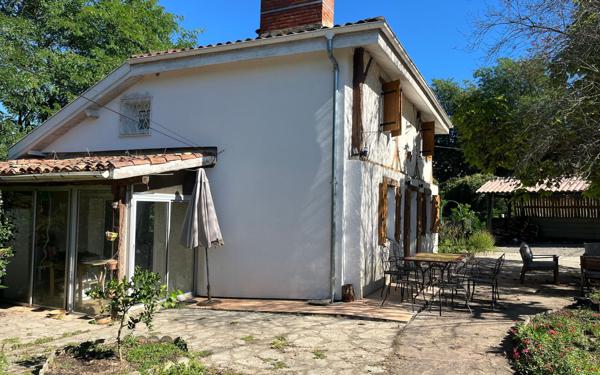 Maison à louer    3 pièces •  Amou