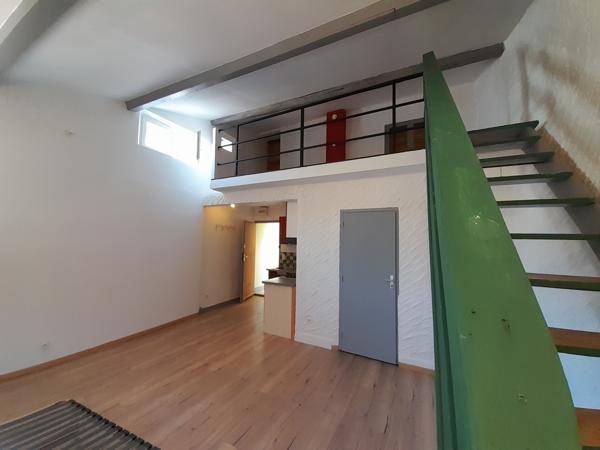 Die (26150) STUDIO à DIE (Drôme)