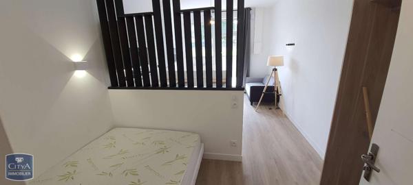 Appartement à louer 1 pièce 25.06m²