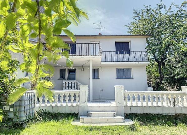 Maison à vendre    6 pièces •  Montluçon