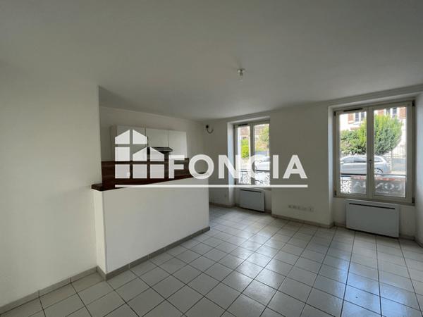 Location Appartement 2 pièces 41.72 m² - 4 AVENUE JULES LEFEVRE Chateau Thierry 02400