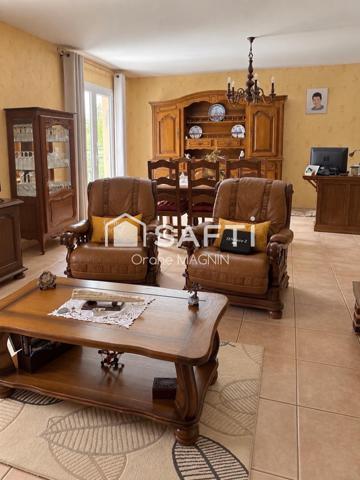 Maison familiale avec terrain arboré