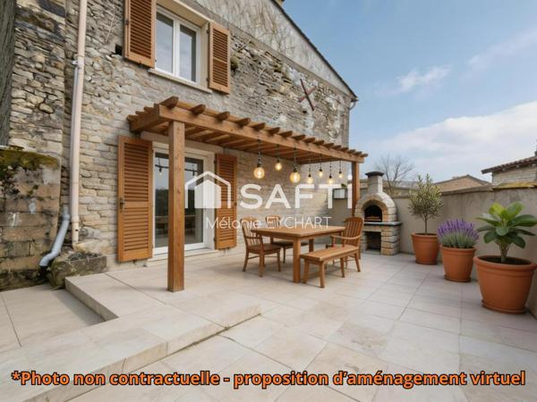 Charmante maison ancienne, au cœur d’un secteur calme et recherché près de Champniers.