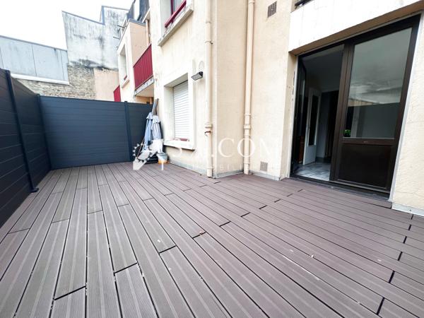 Appartement
                                                                                                                                                                                                                                                                                                                        3 pièce(s)                                                                                                                                                                                                          1 chambre(s)                                                                                                                                                                                                          45  m²
