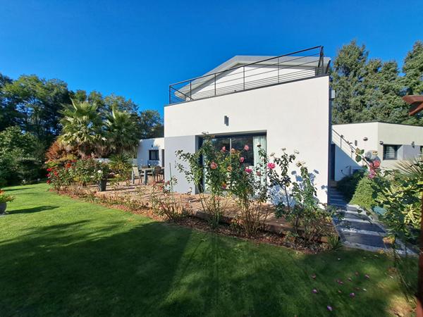 Maison d'exception au bord de l'Odet, 183 m² de raffinement et de lumière