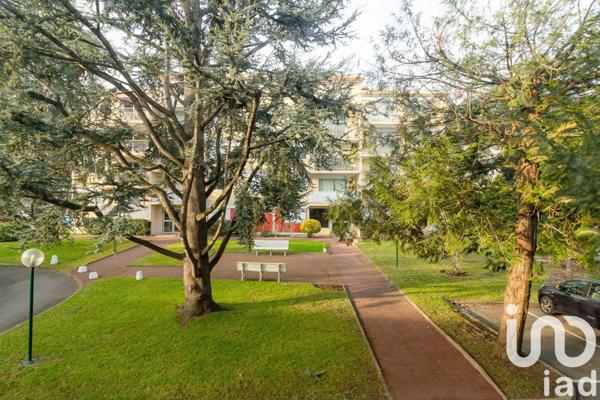 Appartement à vendre 4 pièces 99 m² Le Plessis-Robinson