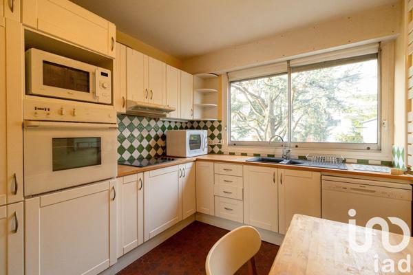 Appartement à vendre 4 pièces 99 m² Le Plessis-Robinson