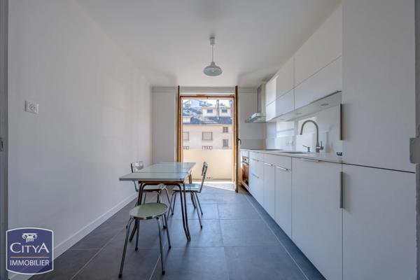 Appartement à vendre 4 pièces 95.5m² Chambéry (73000)
