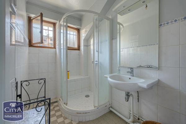 Appartement à vendre 4 pièces 95.5m² Chambéry (73000)