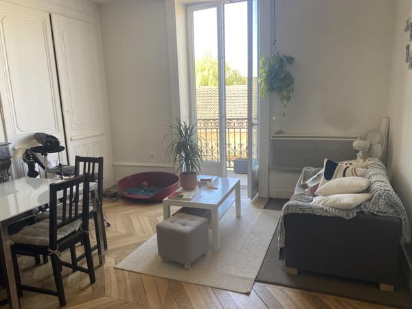 A LAGNIEU, bel appartement T2 MEUBLE de 36 m² au 1er étage  Lagnieu (01150)