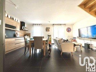 Maison 4 pièces de 80 m² à Melun (77000)