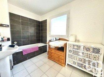 Maison 4 pièces de 80 m² à Melun (77000)