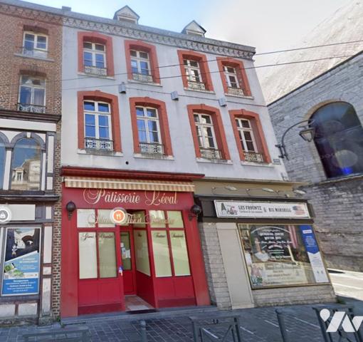 Ensemble immobilier situé à GIVET (08600), 1 Place Carnot, cadastré section BC numéro 892