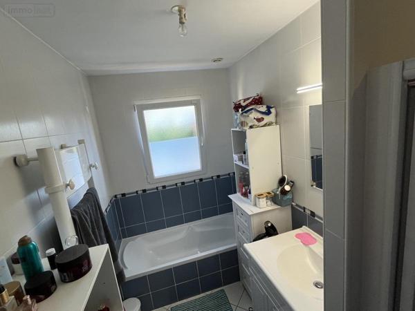 Maison à vendre à Livré la Touche en Mayenne (53400), ref : 53032-1026