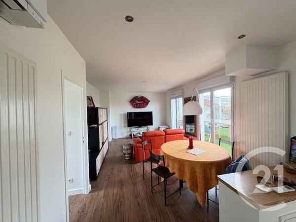 Appartement F3 à vendre  3 pièces - 70 m2 BOURG EN BRESSE - 01