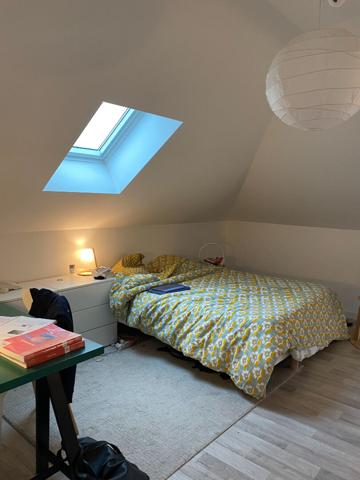 CHAMBRE DE 19 M² DANS UNE MAISON DE 132 M² - MEUBLEE