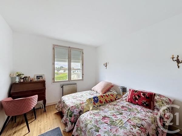 Maison à vendre  7 pièces - 133 m 2   BIGANOS  - 33