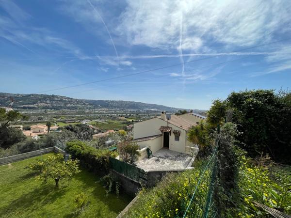 Maison à vendre 4 pièces SAINT LAURENT DU VAR (06)