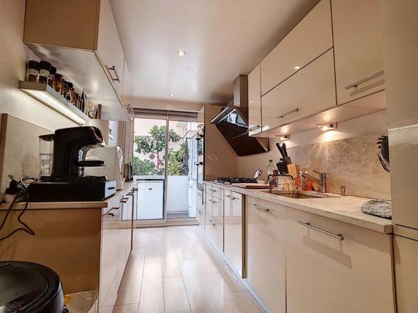 Location Appartement 3 pièces 75 m2 à Nice