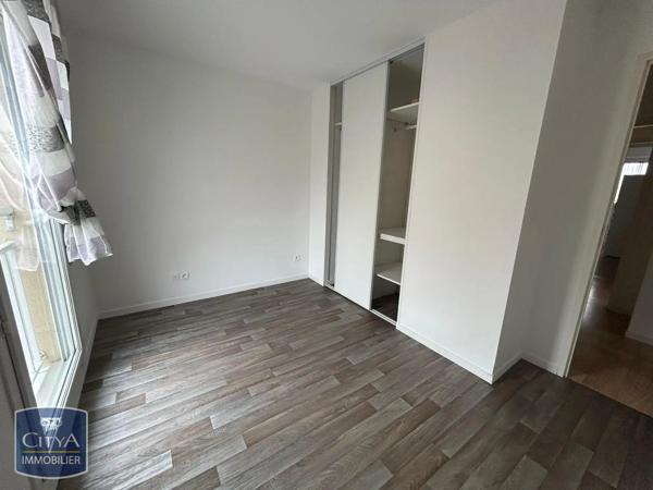 Appartement à louer 3 pièces 63.3m² Allonnes (72700)