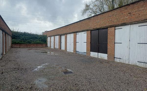 Stationnement à louer    30 m2 Hazebrouck