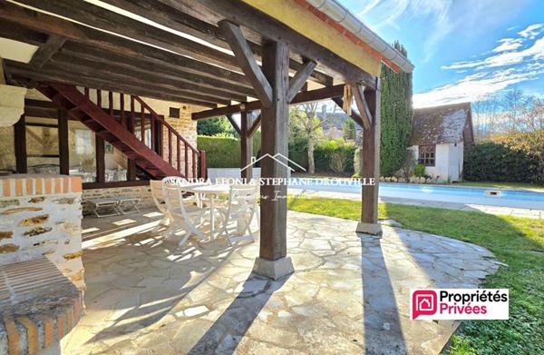 AUNEAU - ABLIS -  MAGNIFIQUE LONGERE de 195 m² - 7 PIECES - AVEC PISCINE