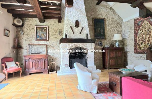 AUNEAU - ABLIS -  MAGNIFIQUE LONGERE de 195 m² - 7 PIECES - AVEC PISCINE