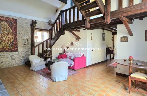 AUNEAU - ABLIS -  MAGNIFIQUE LONGERE de 195 m² - 7 PIECES - AVEC PISCINE