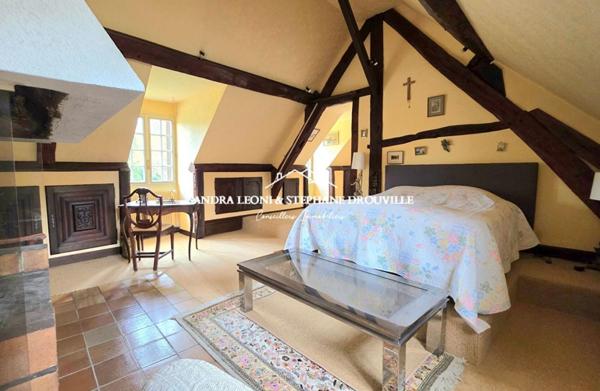 AUNEAU - ABLIS -  MAGNIFIQUE LONGERE de 195 m² - 7 PIECES - AVEC PISCINE