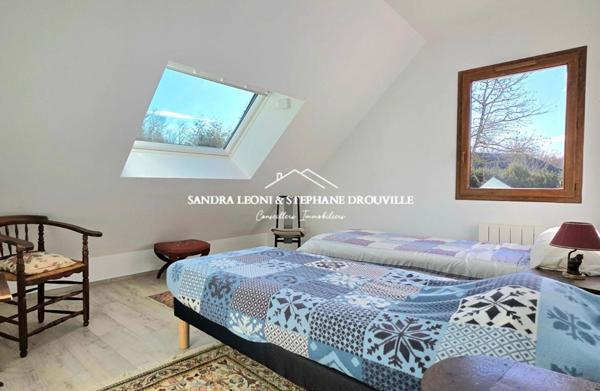 AUNEAU - ABLIS -  MAGNIFIQUE LONGERE de 195 m² - 7 PIECES - AVEC PISCINE