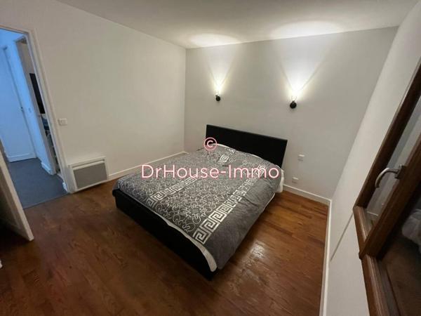 Immeuble à vendre 10 pièces de 185 m²