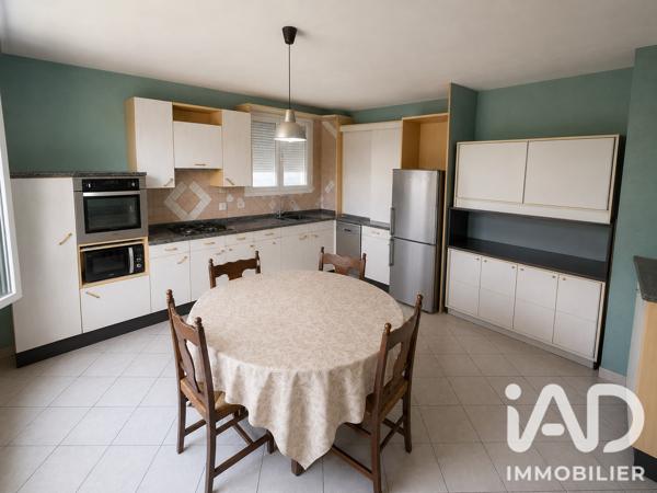 Maison à vendre 5 pièces 213 m² Yzeure