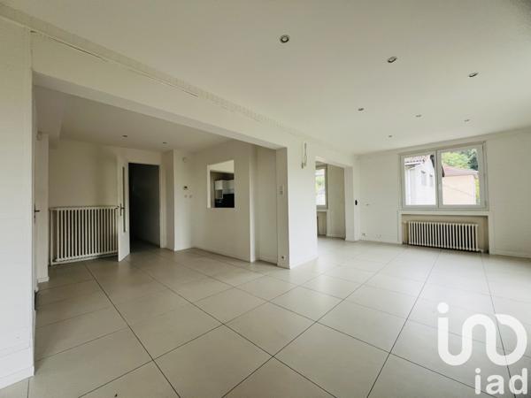Maison à vendre 8 pièces 253 m² Le Chambon-Feugerolles