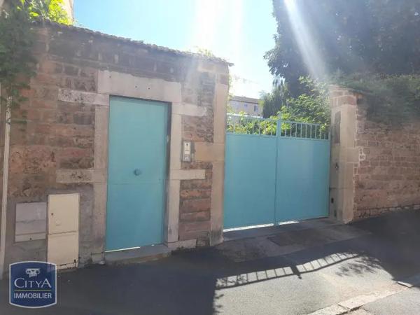 Appartement à louer 4 pièces 78.17m²