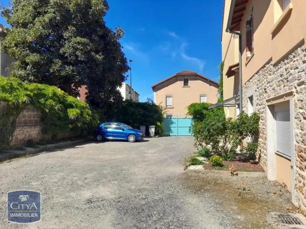 Appartement à louer 4 pièces 78.17m²