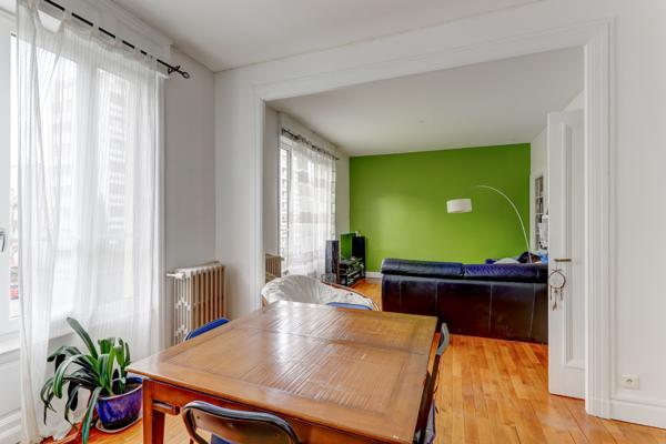 Appartement 4 pièce(s) 2 chambre(s) 107 m²