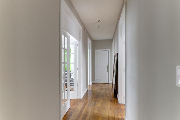 Appartement 4 pièce(s) 2 chambre(s) 107 m²