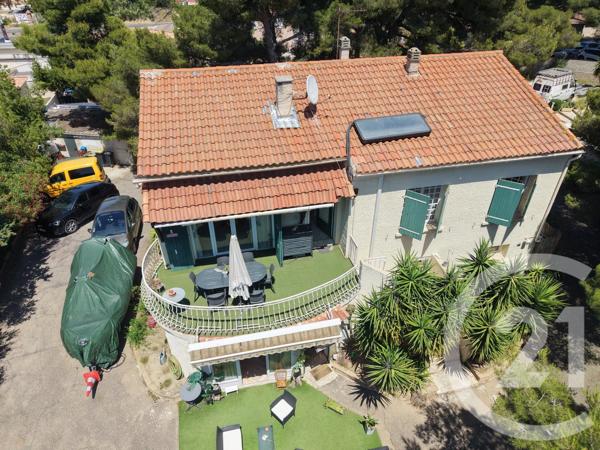 Maison à vendre  4 pièces - 200 m 2   PORT DE BOUC  - 13