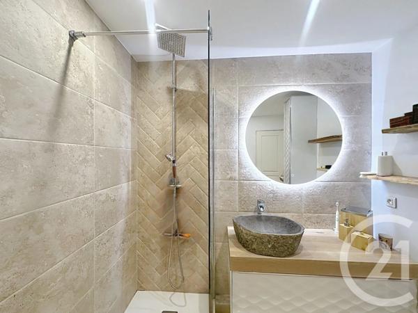 Appartement F3 à vendre  3 pièces - 69 m 2   MANDELIEU LA NAPOULE  - 06