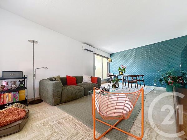 Appartement F3 à vendre  3 pièces - 69 m 2   MANDELIEU LA NAPOULE  - 06