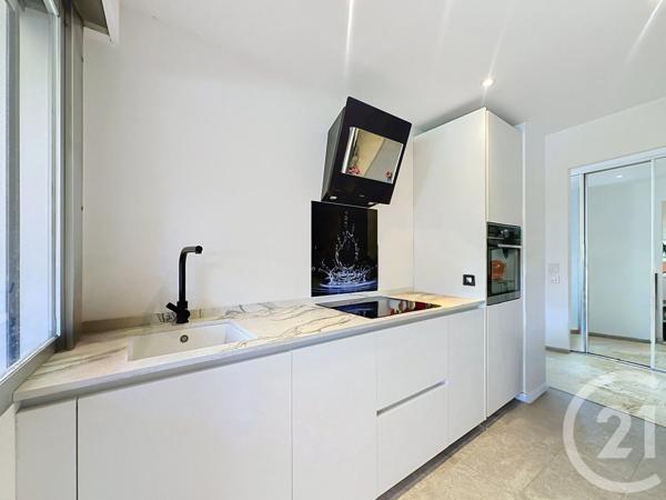 Appartement F3 à vendre  3 pièces - 69 m 2   MANDELIEU LA NAPOULE  - 06