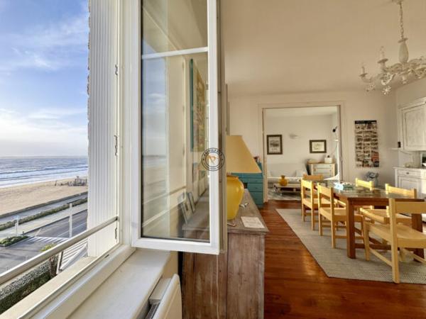 PORNICHET – T5 avec superbe vue mer avec stationnements