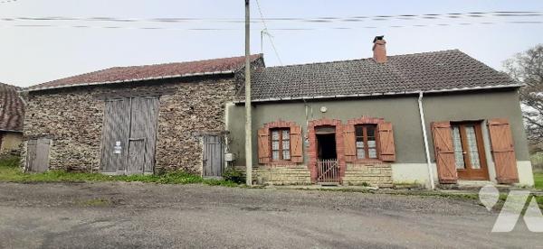 Fermette  avec dépendances et terrain